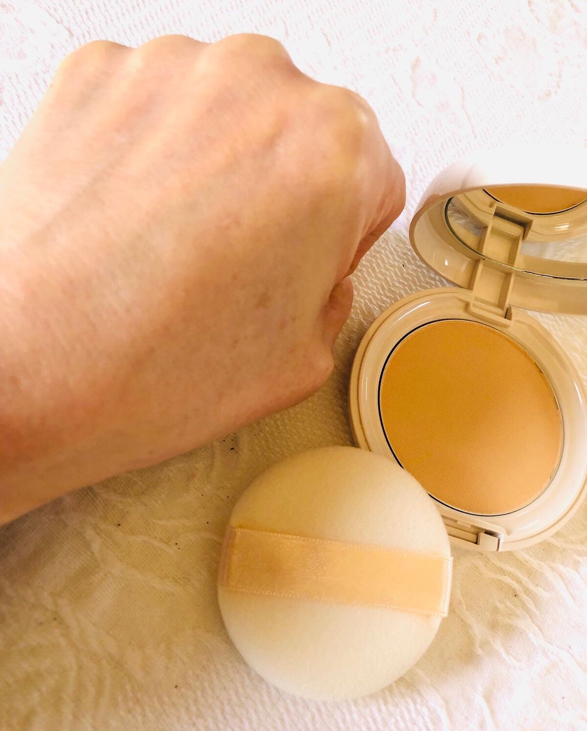 エッセンスパウダー /セラフォア/プレストパウダーを使ったクチコミ(3枚目)