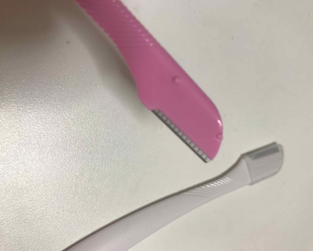 シック Schick Lディスポ 使い捨て 眉そり用/シック/シェーバーを使ったクチコミ（3枚目）