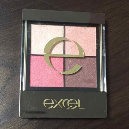 リアルクローズシャドウ/excel/アイシャドウパレットを使ったクチコミ(1枚目)