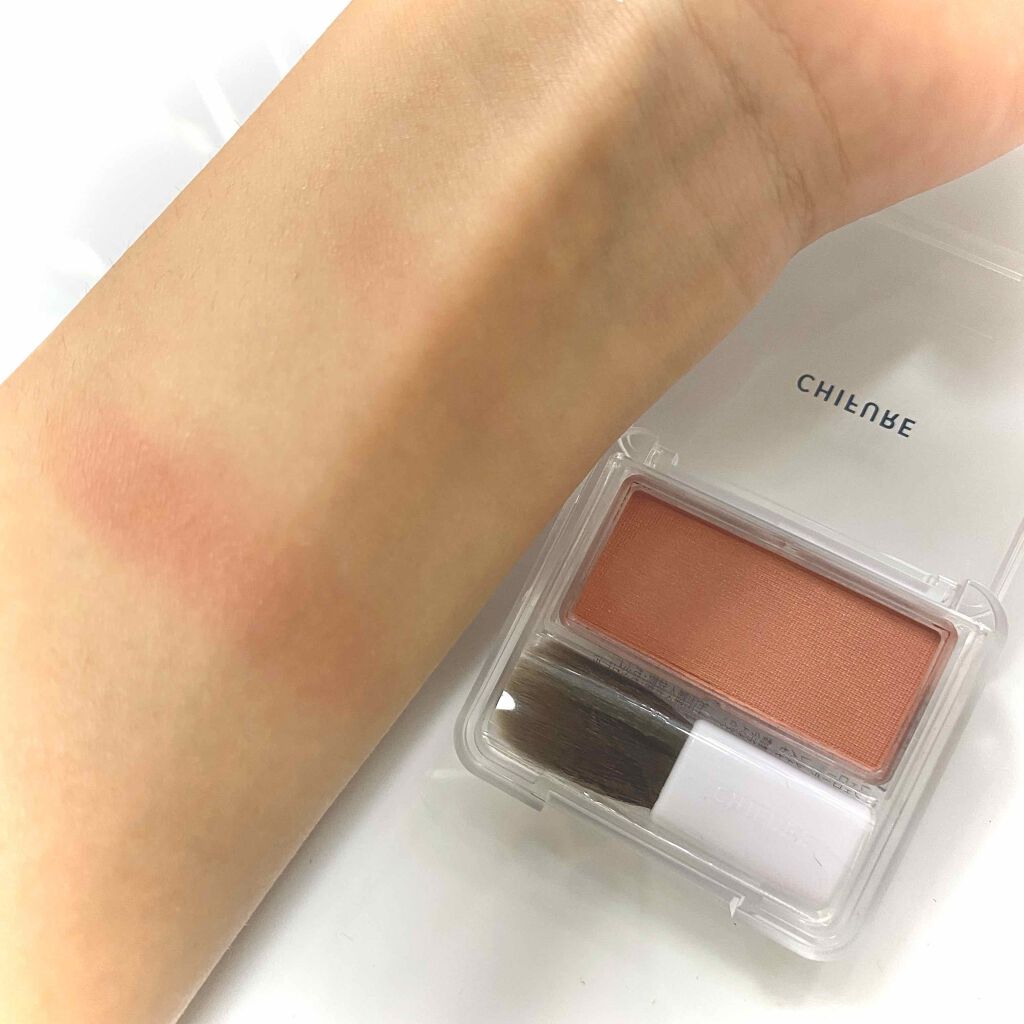 チーク カラー(ブラシ付)/ちふれ/パウダーチークを使ったクチコミ(3枚目)