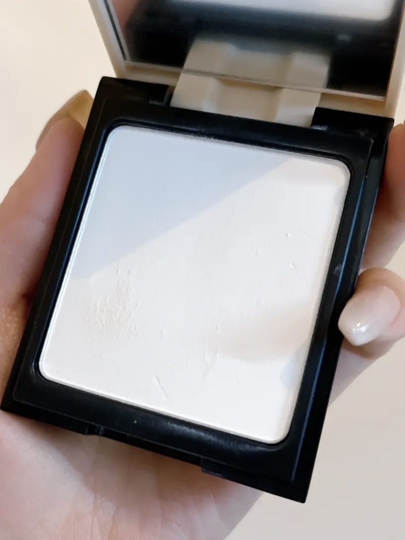 雲楚ブラーフィクシングフィニッシュパウダーパクト /Dinto/プレストパウダーを使ったクチコミ（3枚目）