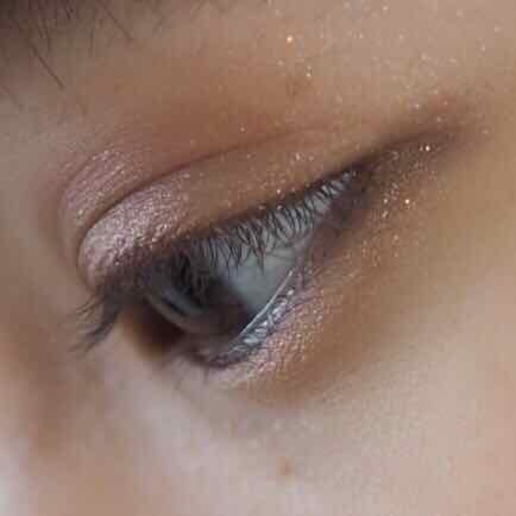 ヴィセ アヴァン シングルアイカラー/Visée/単色アイシャドウを使ったクチコミ（2枚目）