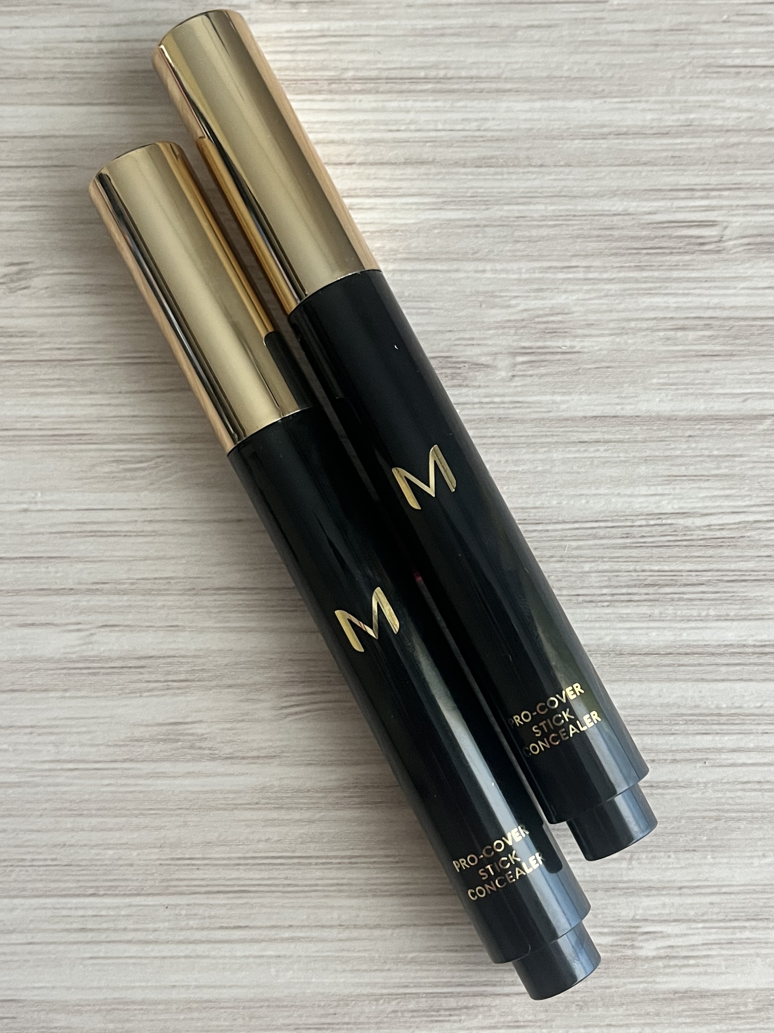 Ｍ プロカバー スティックコンシーラー 23 ナチュラルベージュ/MISSHA/スティックコンシーラーを使ったクチコミ（1枚目）