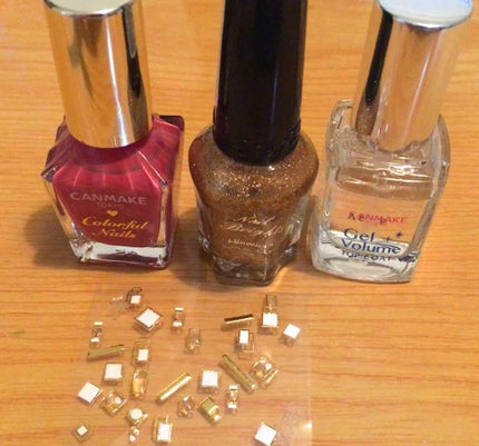 カラフルネイルズ/キャンメイク/マニキュアを使ったクチコミ(3枚目)