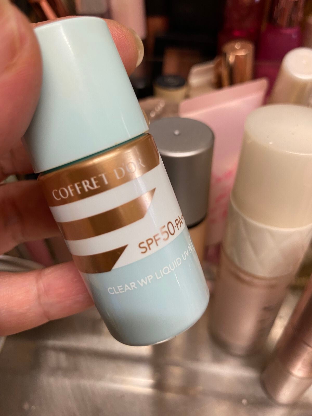 クリアWPリクイドUVn/コフレドール/リキッドファンデーションを使ったクチコミ(5枚目)