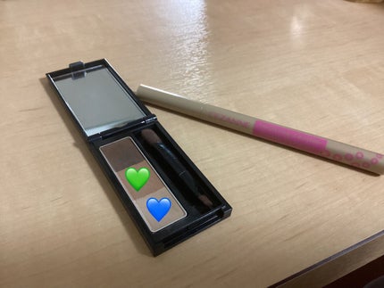 ケイト デザイニングアイブロウ3D/KATE/パウダーアイブロウを使ったクチコミ(3枚目)