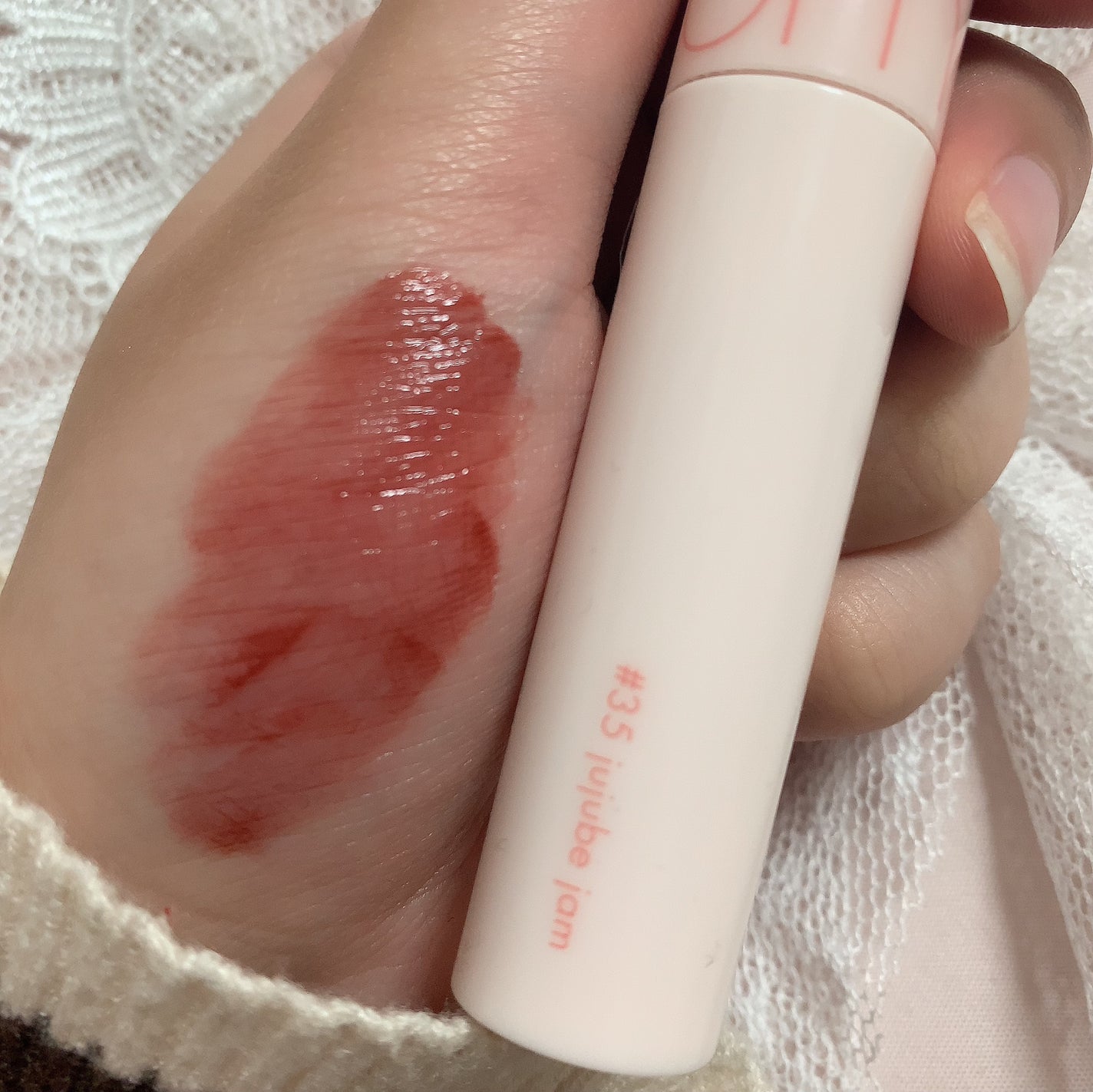 ジューシーラスティングティント/rom&nd/リップティントを使ったクチコミ(2枚目)