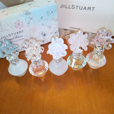 クリスタルブルーム オードパルファン セレクション/JILL STUART/香水(レディース)を使ったクチコミ（2枚目）