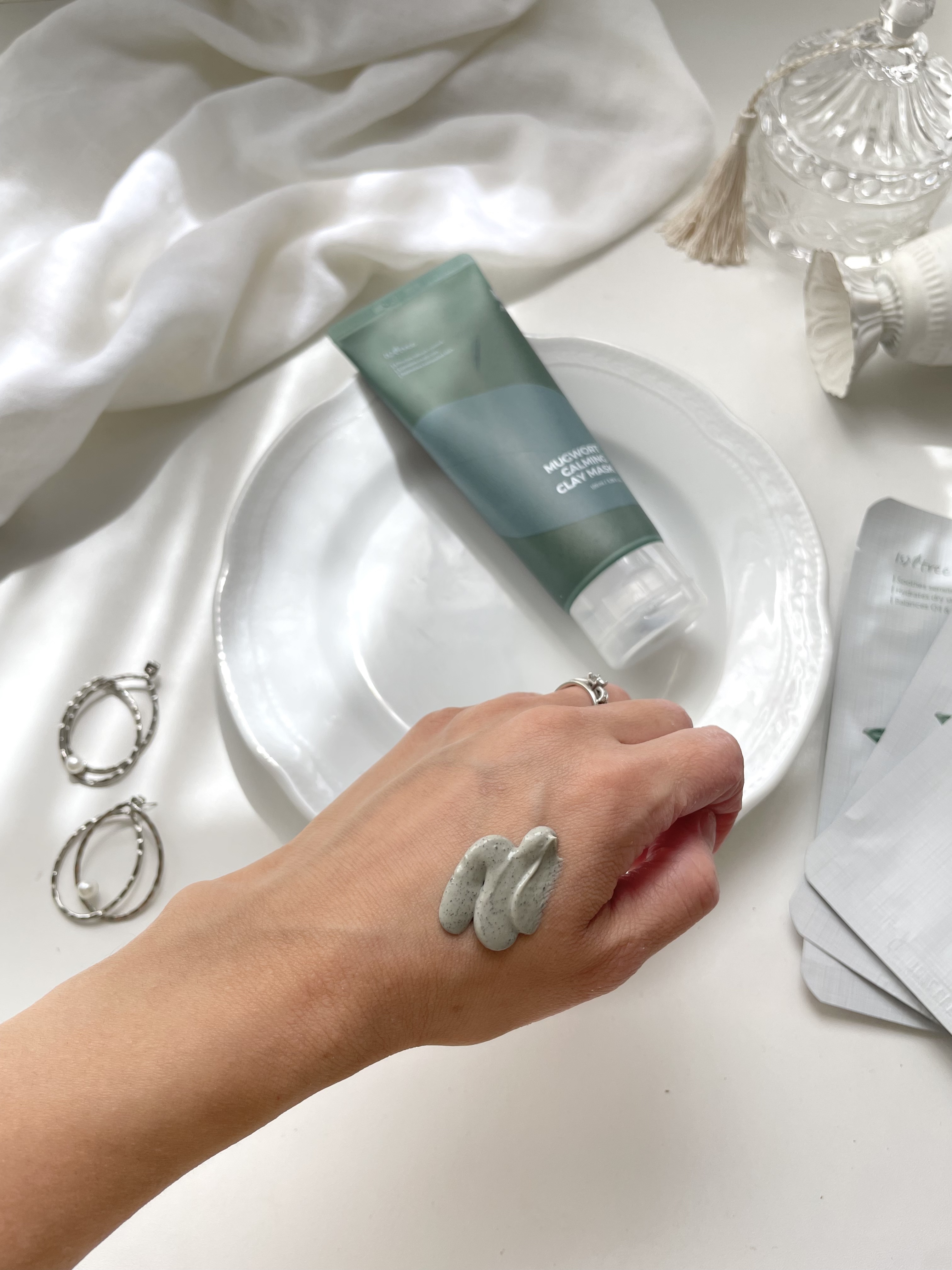 ヨモギカーミングガーゼマスクパック/Isntree/シートマスク・パックを使ったクチコミ（3枚目）