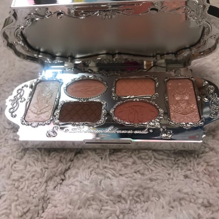 フラワーノーズスワンバレエシリーズ アイシャドウパレット/FlowerKnows/アイシャドウパレットを使ったクチコミ(2枚目)