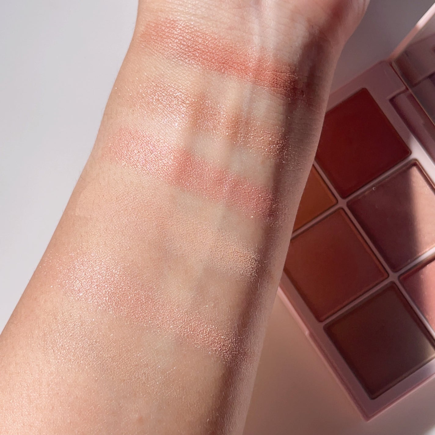 アイデザイナー/SNIDEL BEAUTY/アイシャドウパレットを使ったクチコミ(4枚目)