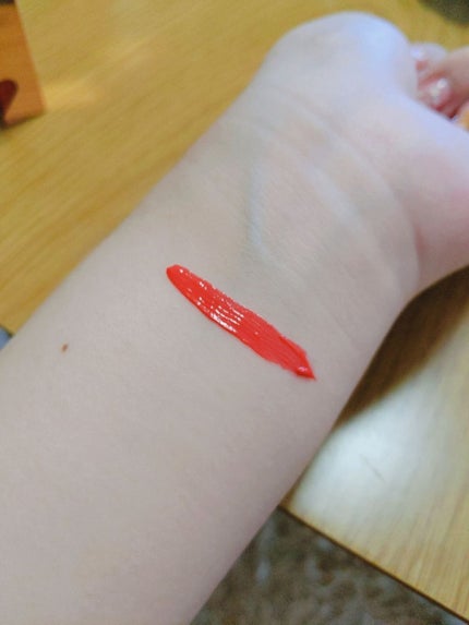 ハートウィンドウリップティントオイルタイプ/VAVI MELLO/リップグロスを使ったクチコミ(4枚目)