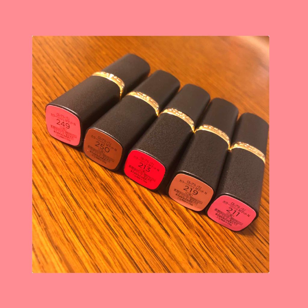 カラーリッシュモイストマットN/ロレアル パリ/口紅を使ったクチコミ（2枚目）