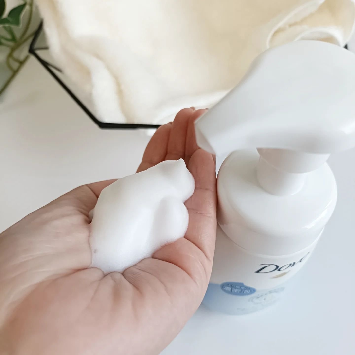 ビューティモイスチャー クリーミー泡洗顔料/ダヴ/泡洗顔を使ったクチコミ（2枚目）