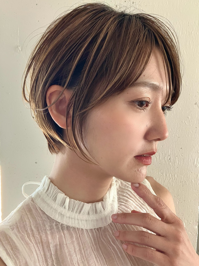 耳掛けショートヘア