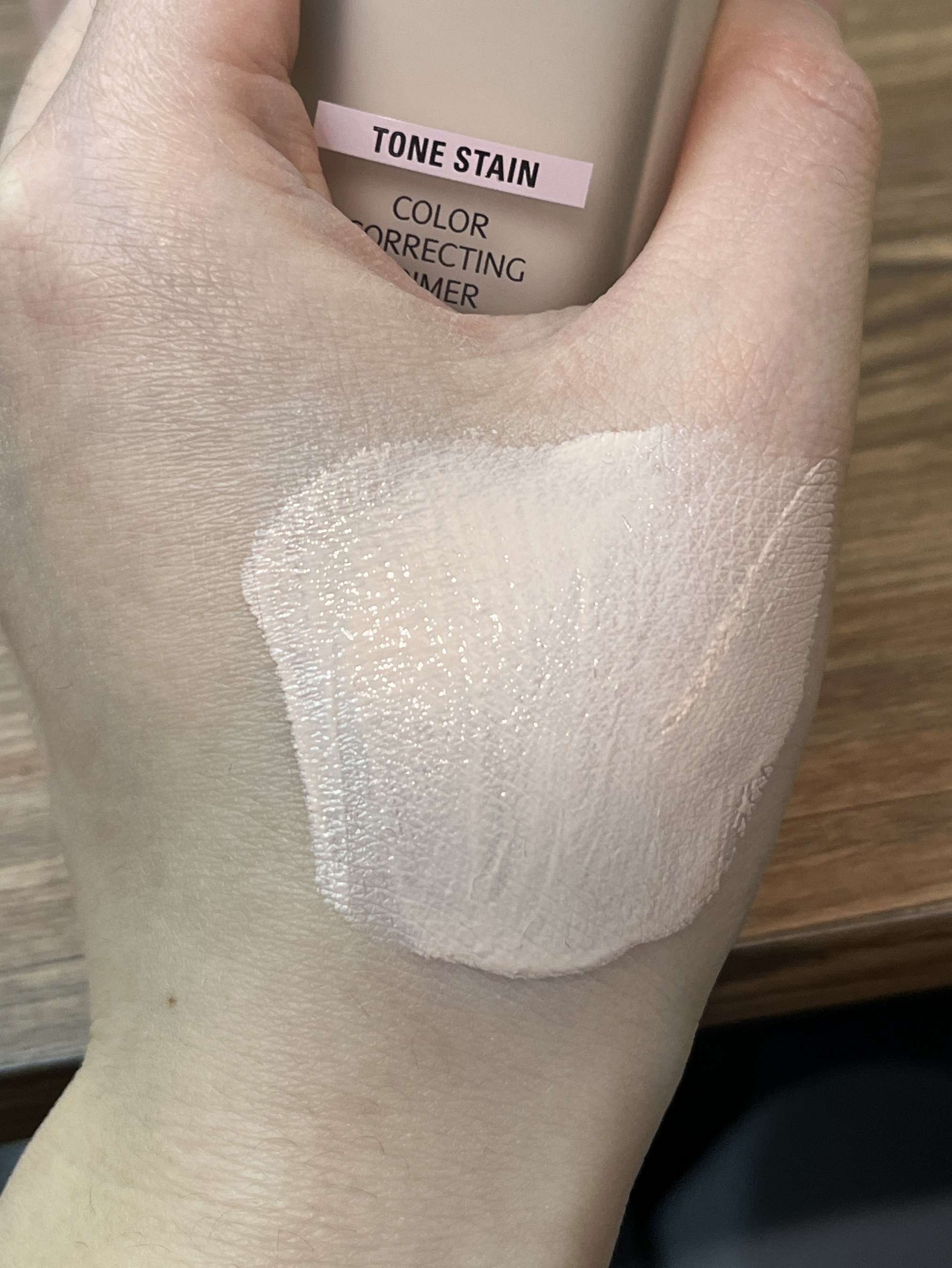 トーンステインカラーコレクティングプライマー/VDL/化粧下地を使ったクチコミ（2枚目）