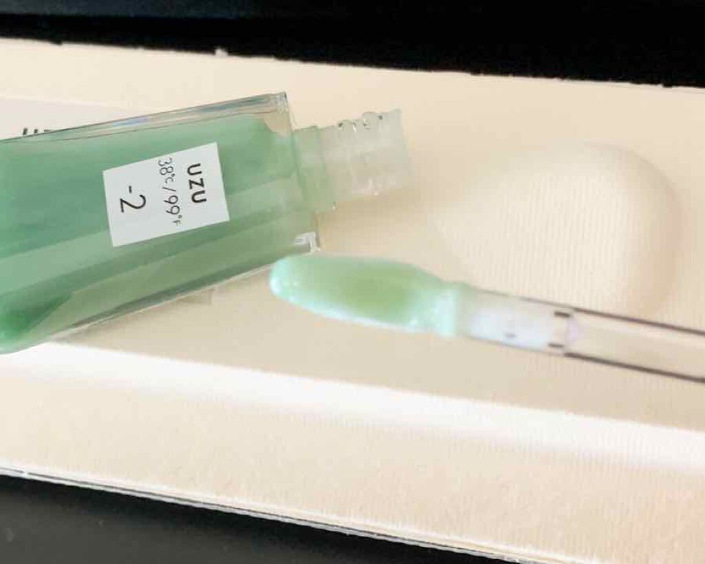 38°C / 99°F リップトリートメント (リップ美容液) -2 SHEER-GREEN/UZU BY FLOWFUSHI/リップケアを使ったクチコミ（2枚目）