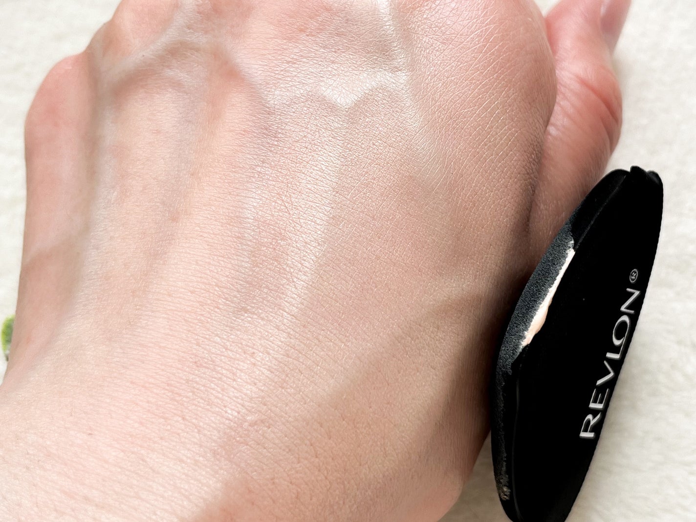 レブロン カラーステイ ロングウェア UV クッション ファンデーション/REVLON/クッションファンデーションを使ったクチコミ(4枚目)