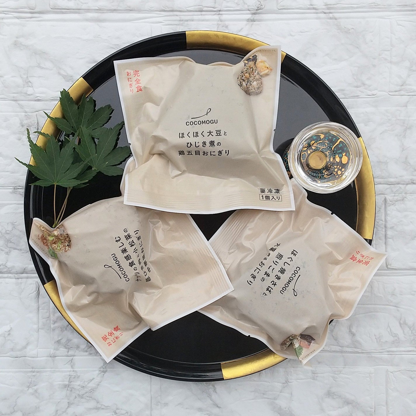 完全食おにぎり COCOMOGU