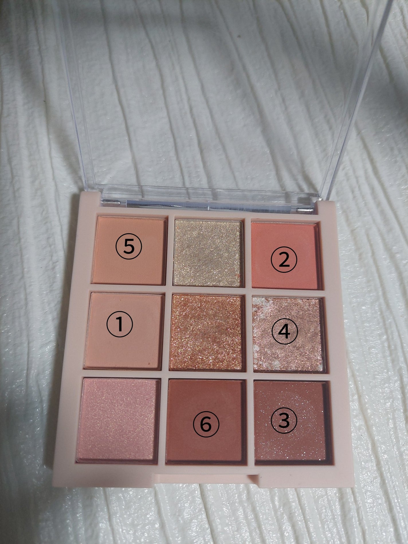 アイシャドウパレット/Kirei&co./アイシャドウパレットを使ったクチコミ(3枚目)