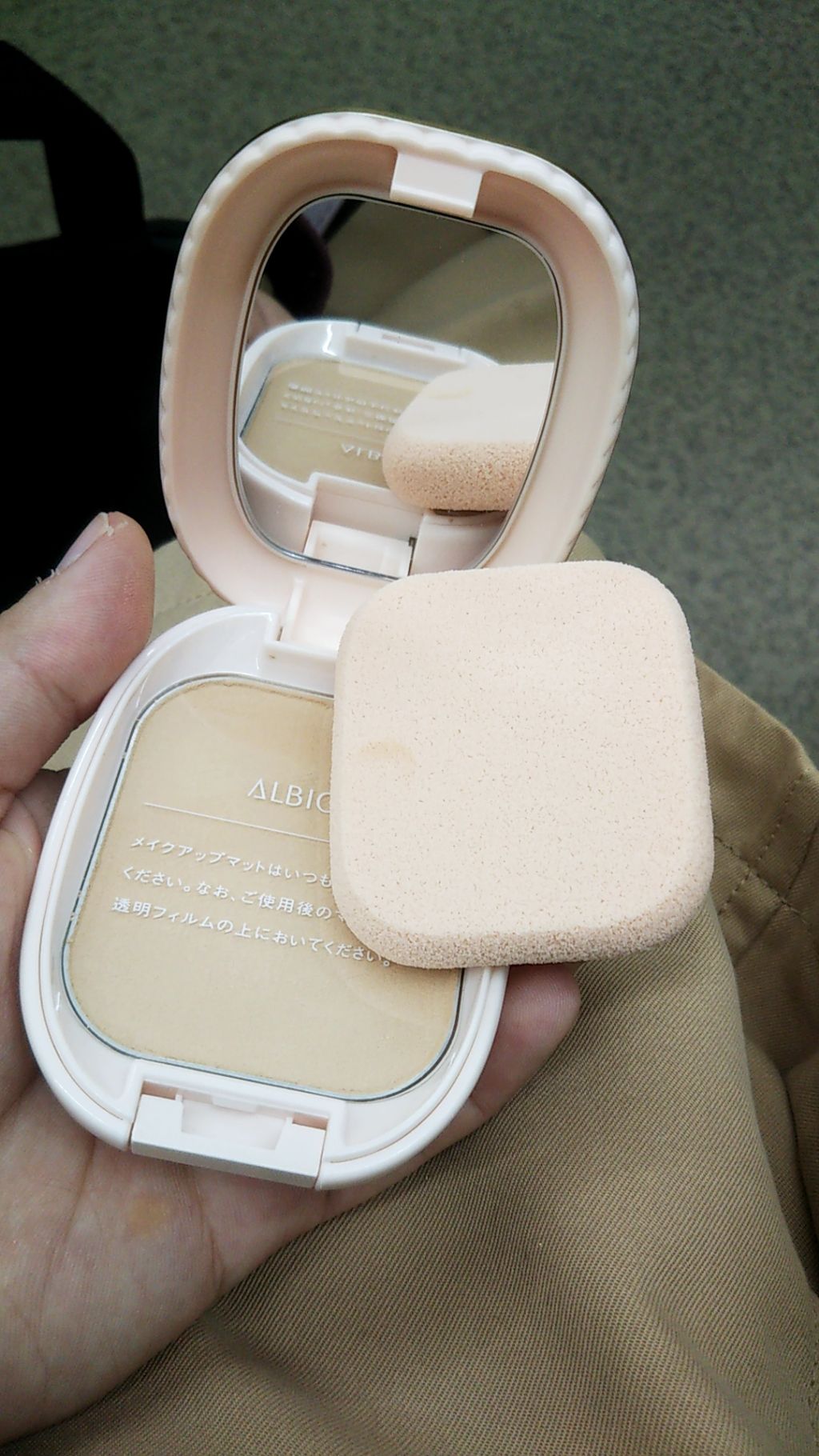 アルビオン スウィート モイスチュア シフォン/ALBION/パウダーファンデーションを使ったクチコミ（1枚目）