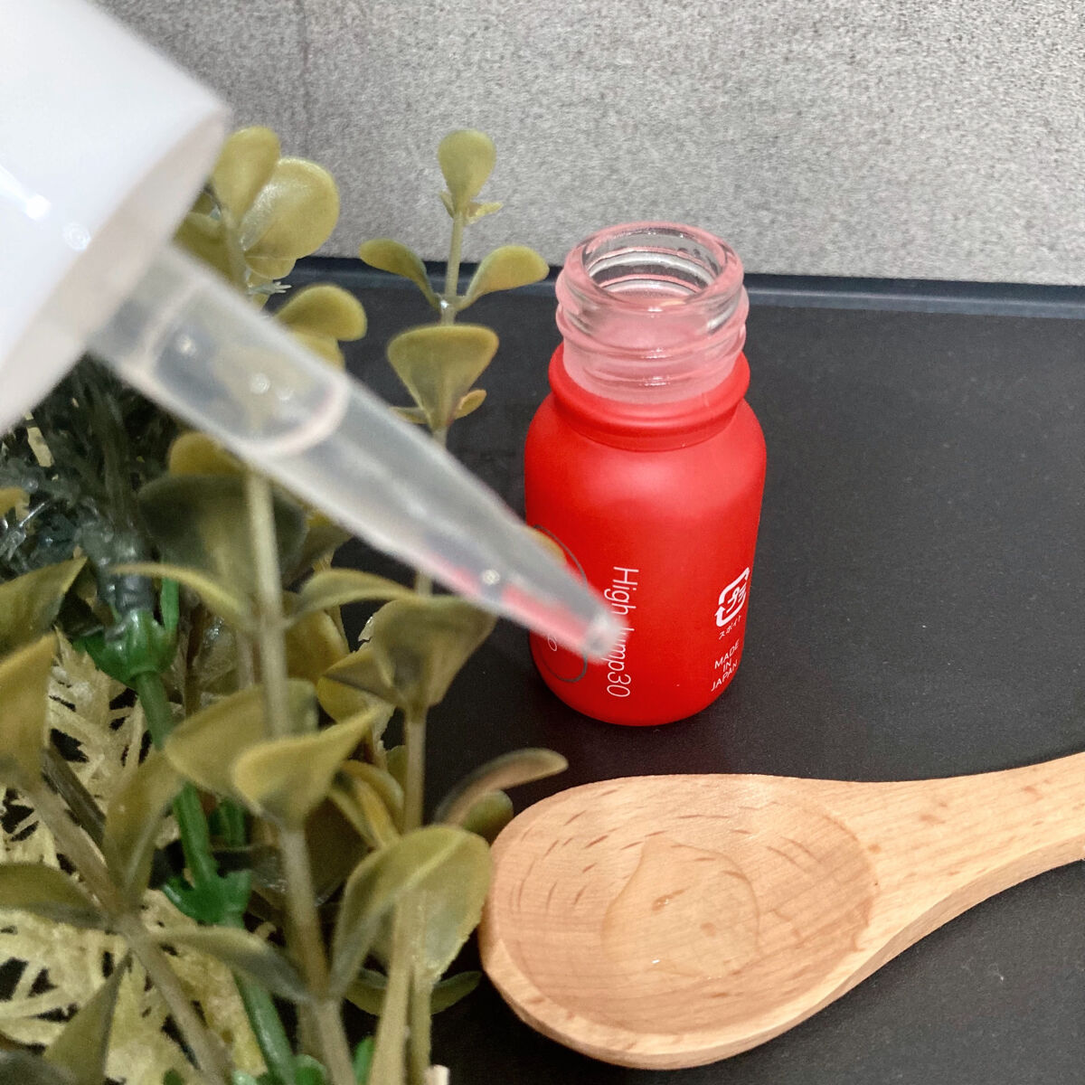 ハイジャンプ30/SISI/美容液を使ったクチコミ（2枚目）