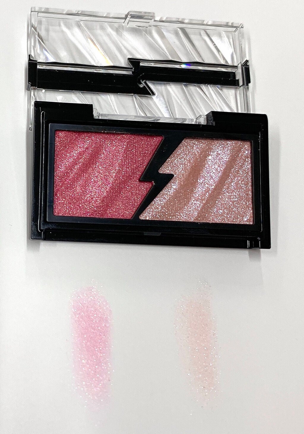 エレクトリックショックアイズ /KATE/アイシャドウパレットを使ったクチコミ(3枚目)