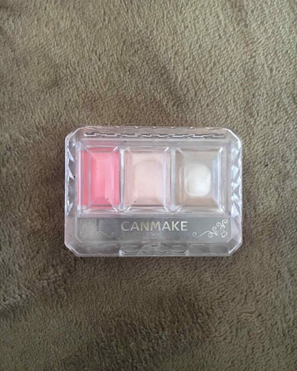 シークレットカラーアイズ/キャンメイク/アイシャドウパレットを使ったクチコミ(1枚目)