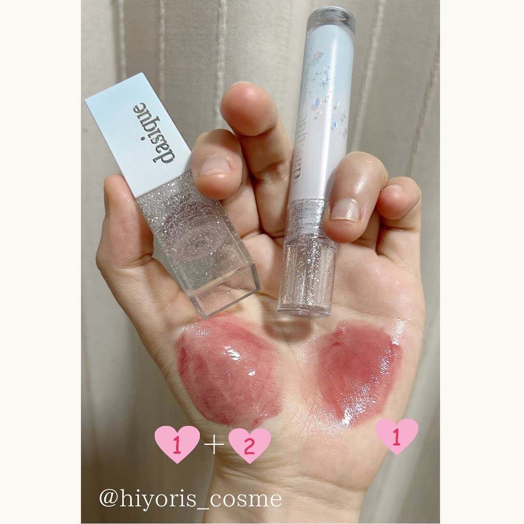 グローイリップグロス ホリデースノーボール/dasique/リップグロスを使ったクチコミ（3枚目）