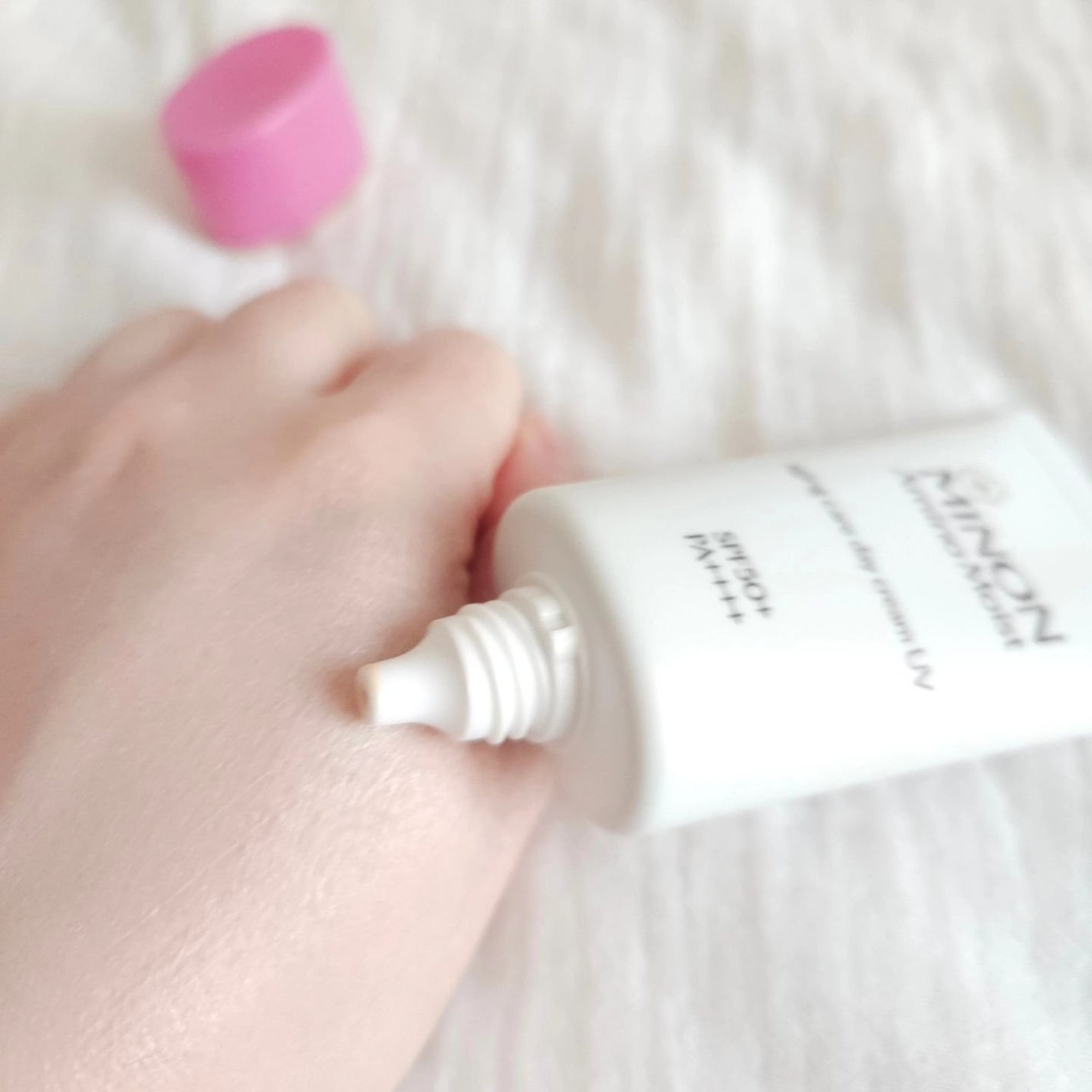 ミノン アミノモイスト エイジングケア デイクリームUV/ミノン/日焼け止めクリームを使ったクチコミ(3枚目)