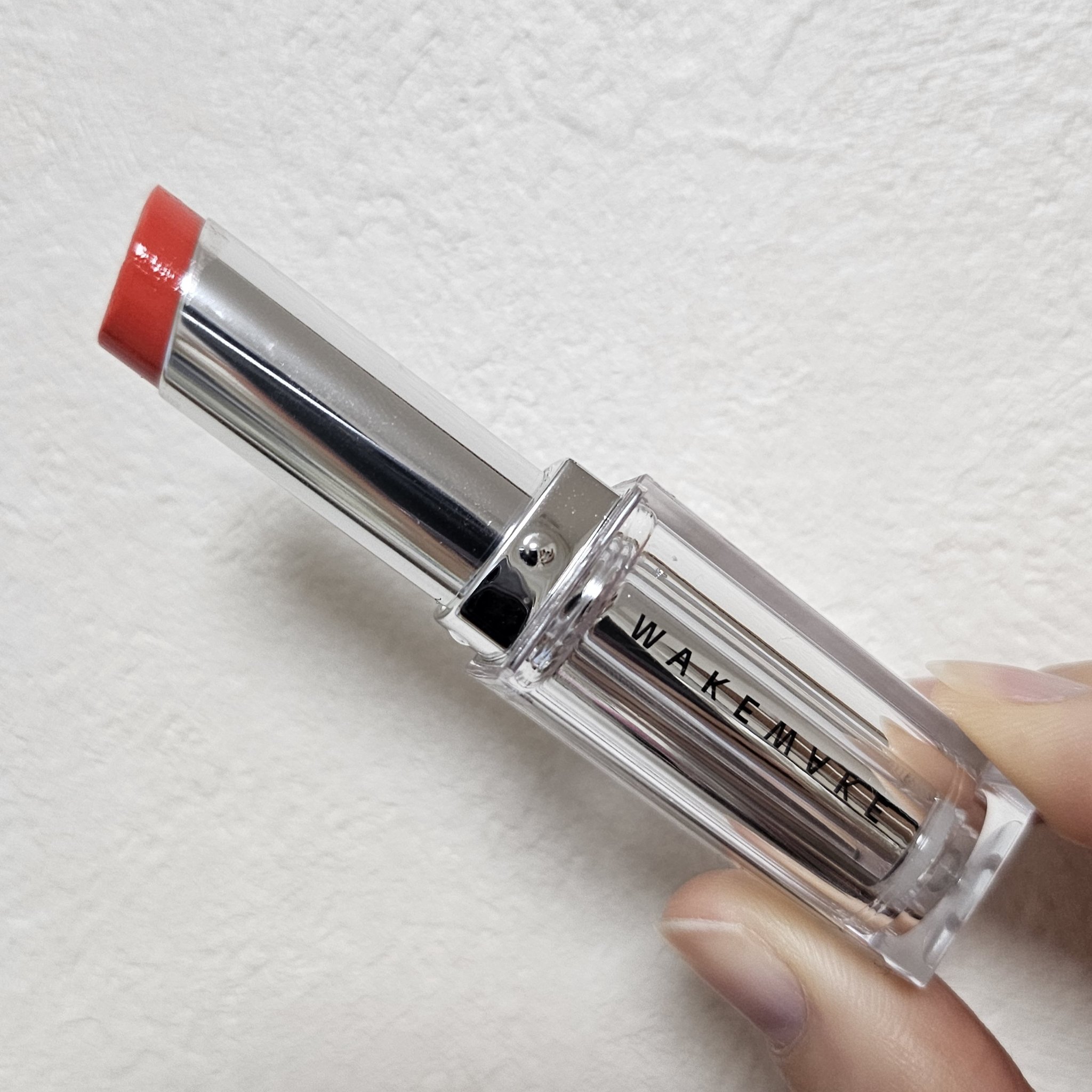 デュイジェルグレーズスティック/wakemake/口紅を使ったクチコミ（2枚目）