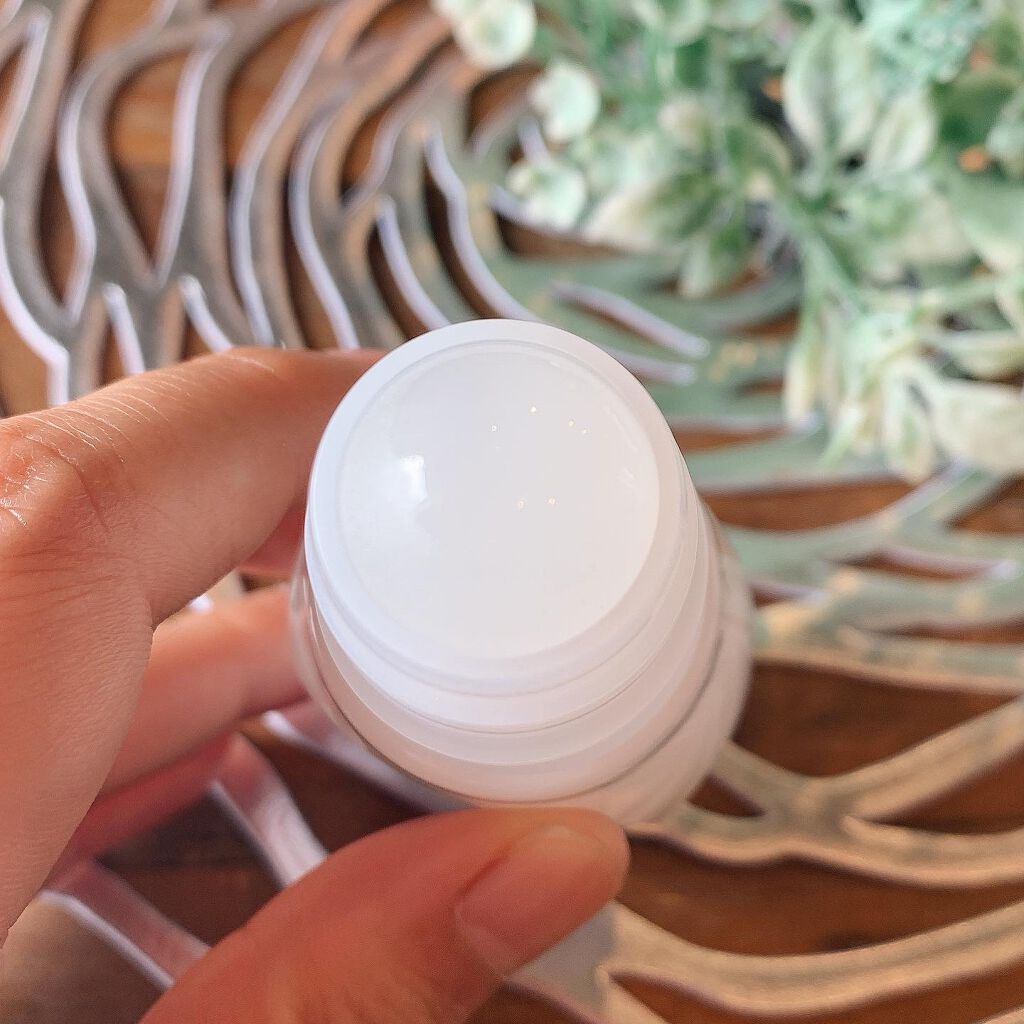 ニベアデオ ロールオン ホワイトソープの香り/ニベア/デオドラント・制汗剤を使ったクチコミ（3枚目）