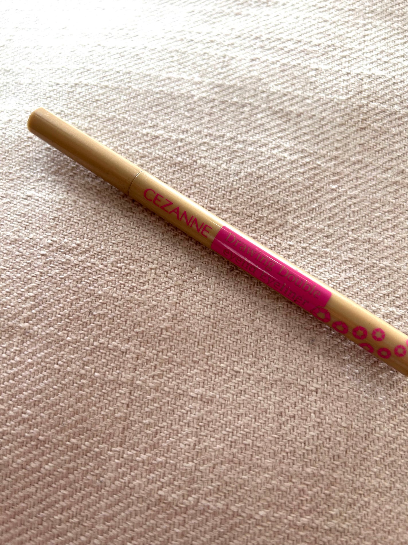 描くふたえアイライナー/CEZANNE/リキッドアイライナーを使ったクチコミ(1枚目)