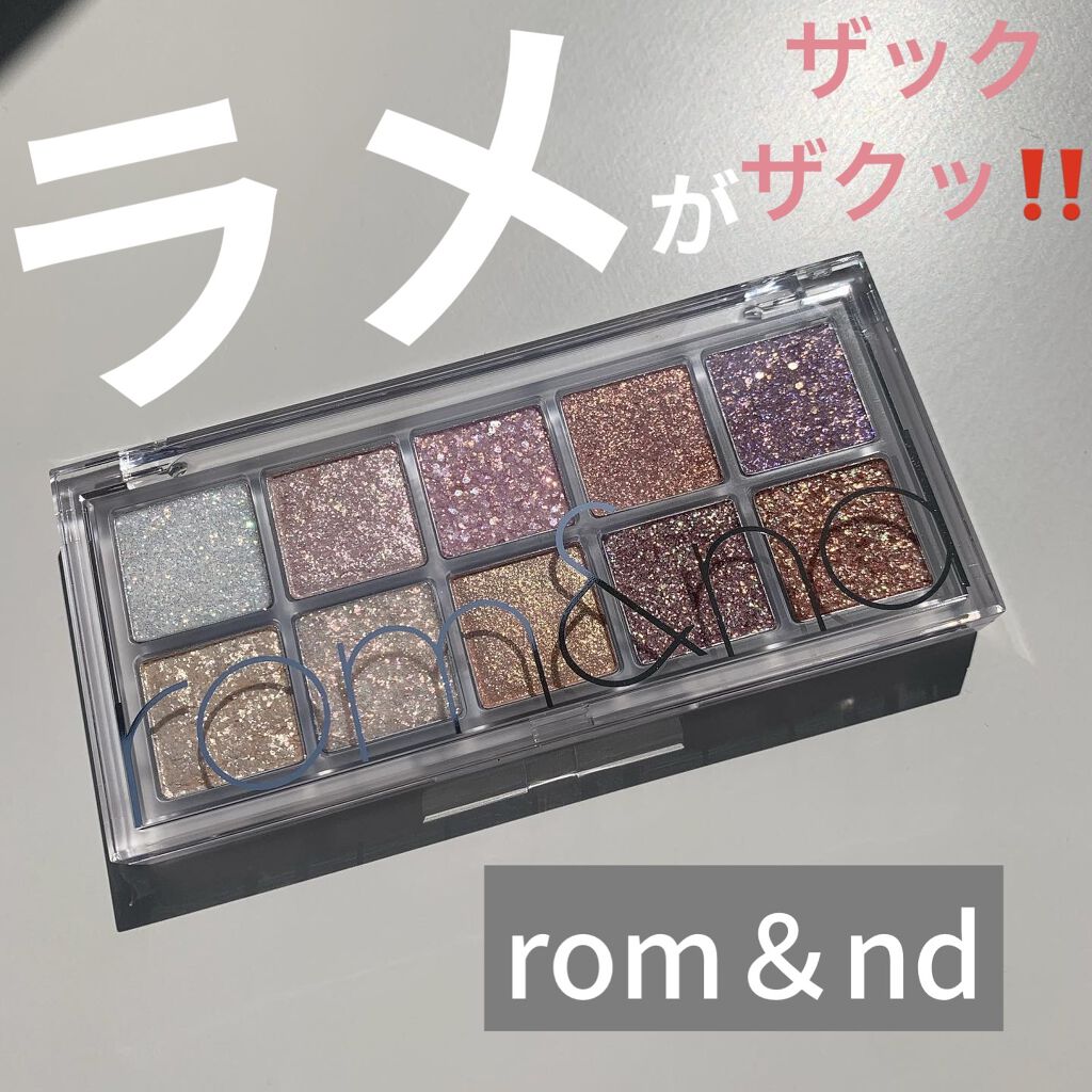 キラキラでラメｻﾞｸｻﾞｸｯ✨
見てるだけで心が満たされる…🤍

rom&nd(ロムアンド)
ベターザンパレット　
.
00 ライト&グリッターガーデン
.
大小のカラフルなグリッターが揃ってるから
どんなメイクにも使えそう︎.ᐟ.ᐟ︎
