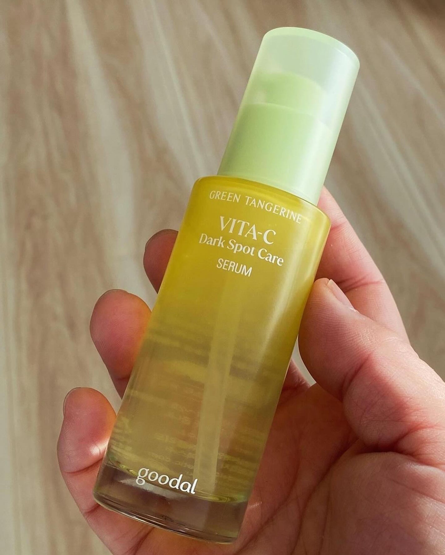 グリーンタンジェリン ビタC ダークスポットケアセラム/goodal/美容液を使ったクチコミ(4枚目)