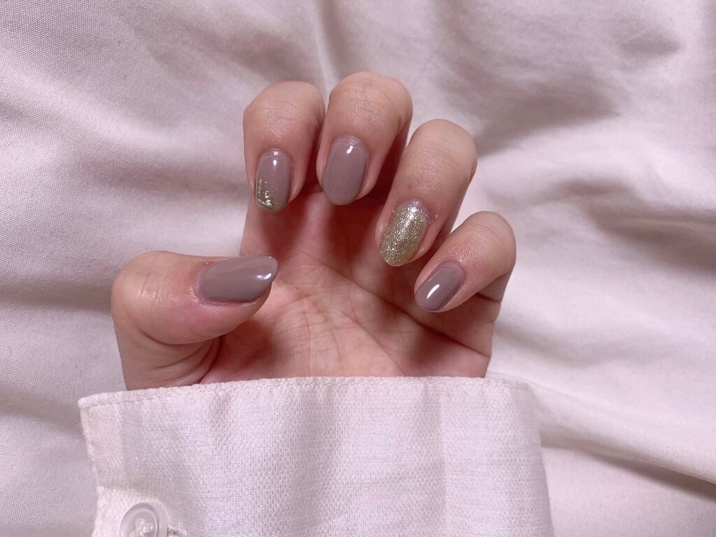 Inori on LIPS 「手抜きだけど可愛く見えるナチュ系ネイル🌿シナモンベージュの色味..」(2枚目)