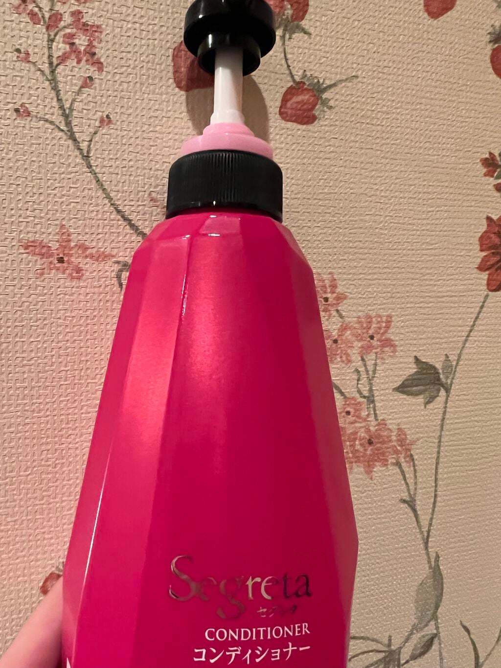 セグレタ シャンプー/コンディショナー 気分華やぐアロマティックローズ/セグレタ/市販シャンプーを使ったクチコミ(1枚目)