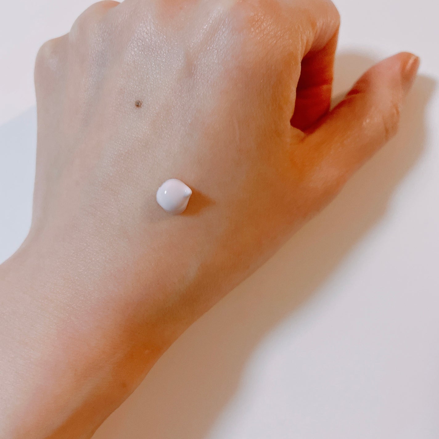 コラーゲンモイスチャーカラーコントロール/illuN/化粧下地を使ったクチコミ(2枚目)