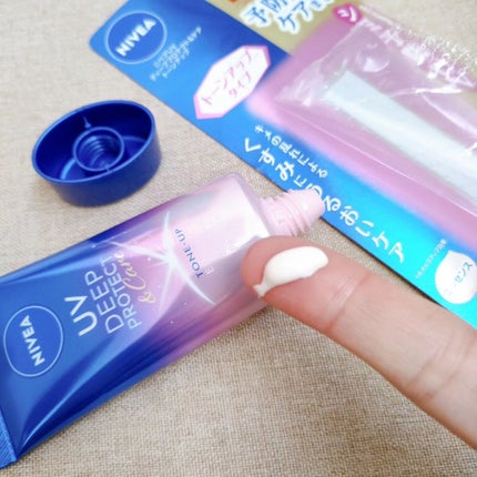 ニベアUV ディープ プロテクト&ケア トーンアップ エッセンス/ニベア/日焼け止めローションを使ったクチコミ(2枚目)