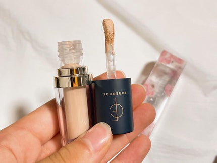 タトゥーウォータープルーフスカーコンシーラー/フォレンコス/リキッドコンシーラーを使ったクチコミ(2枚目)