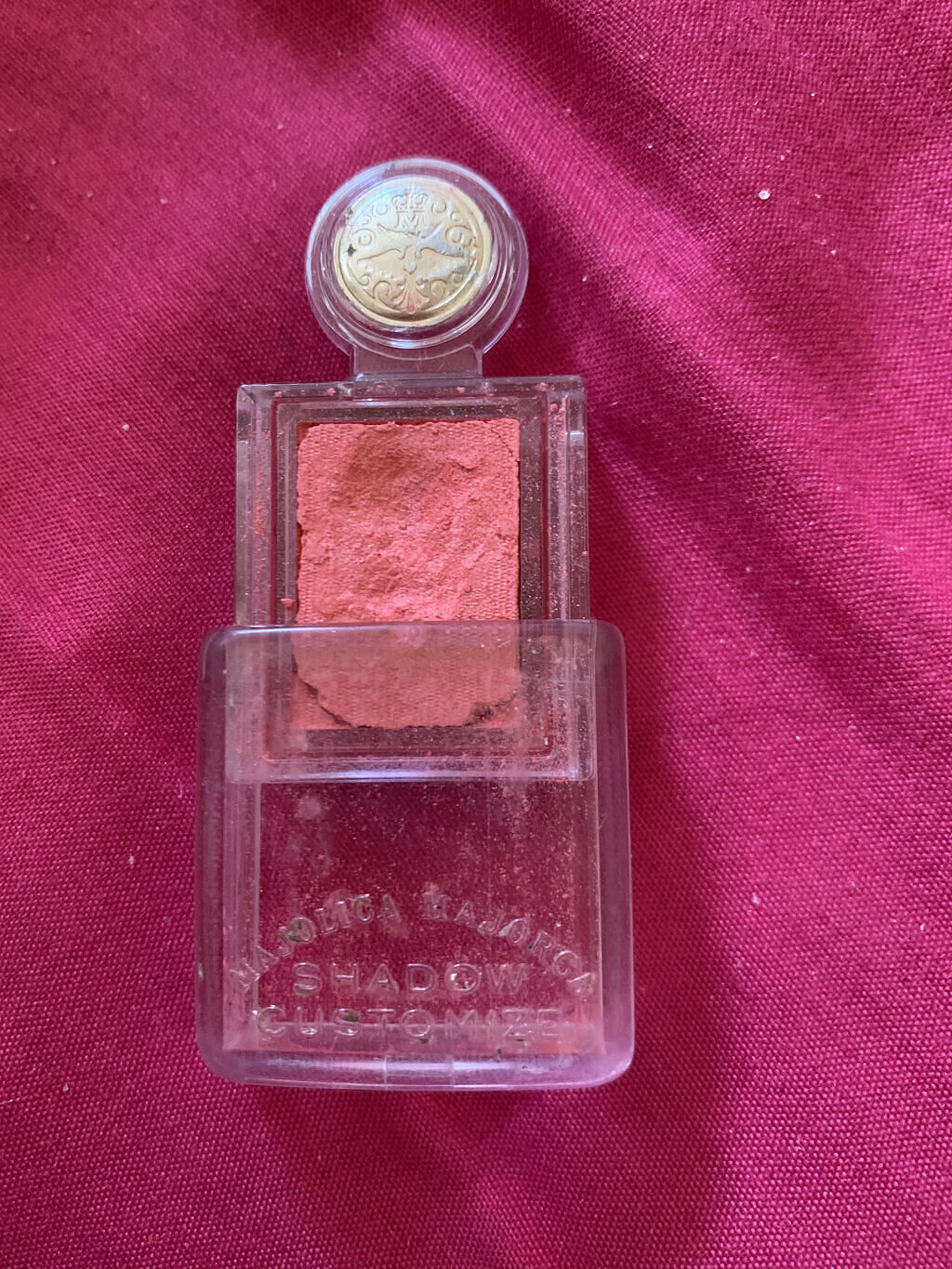 シャドーカスタマイズ RD422 熱情/MAJOLICA MAJORCA/単色アイシャドウを使ったクチコミ（2枚目）