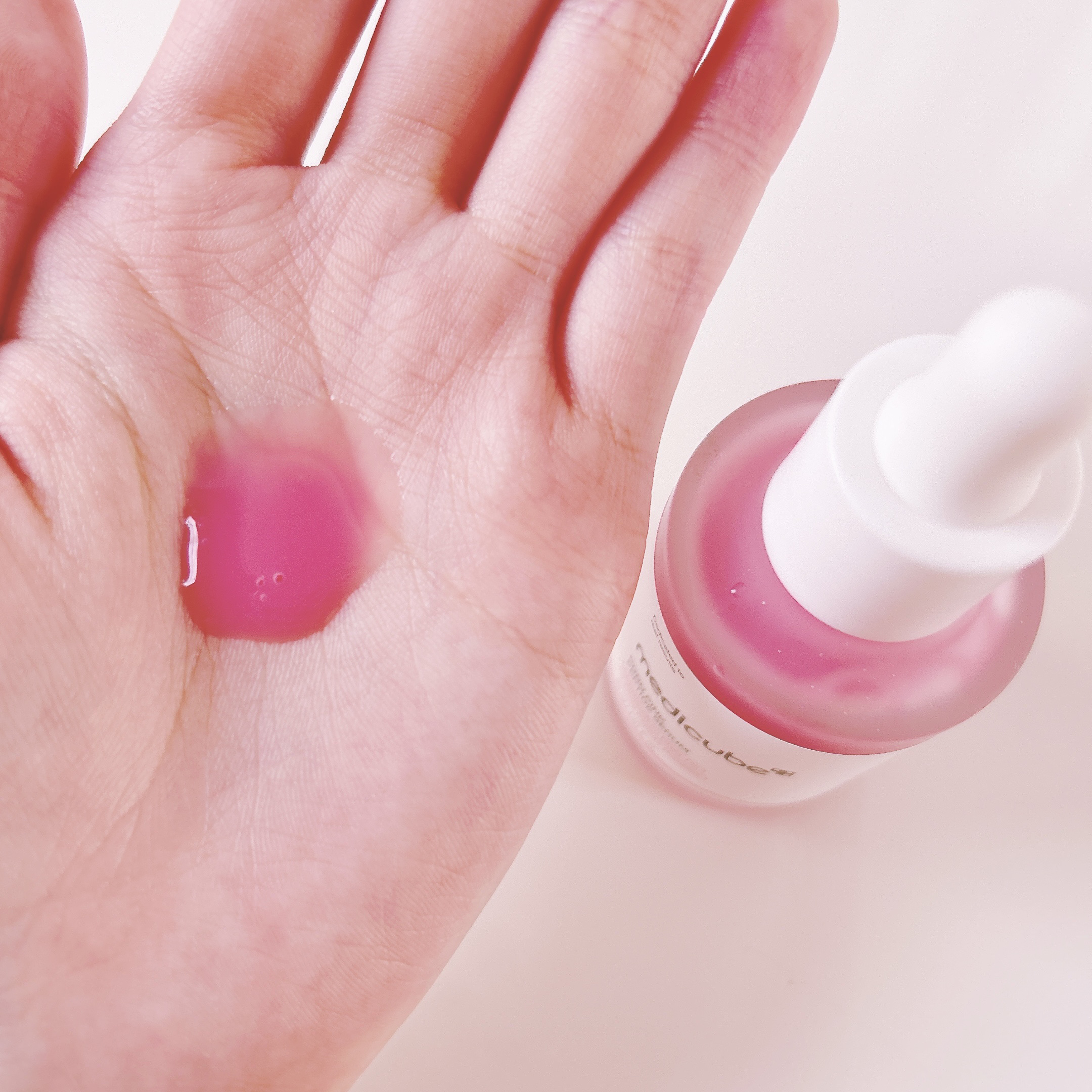 PDRNピンクアンプル PDRN 10,000ppm配合/MEDICUBE/美容液を使ったクチコミ（3枚目）