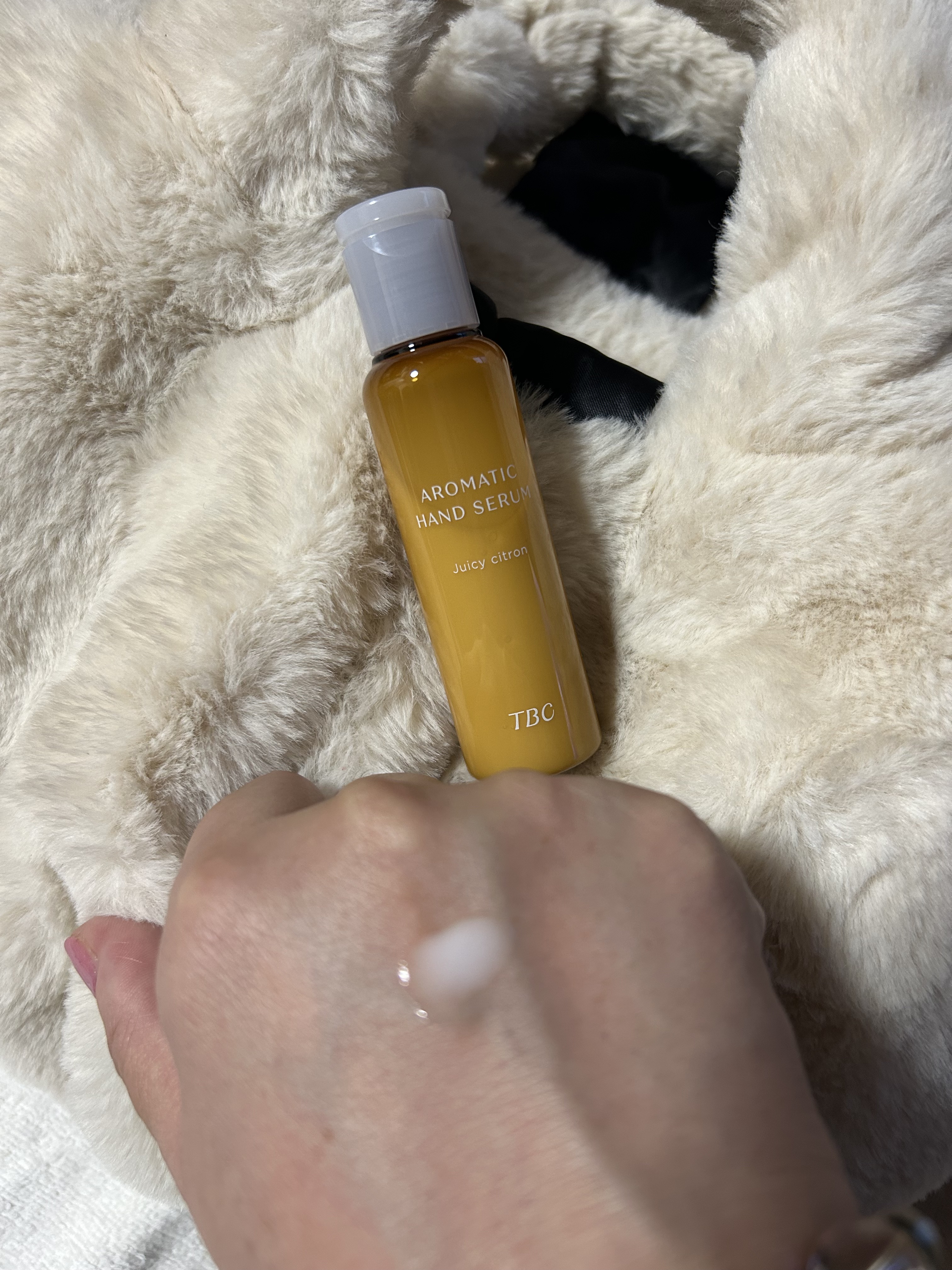 アロマティックハンドセラム ジューシー シトロンの香り/TBC/ハンドクリームを使ったクチコミ（3枚目）
