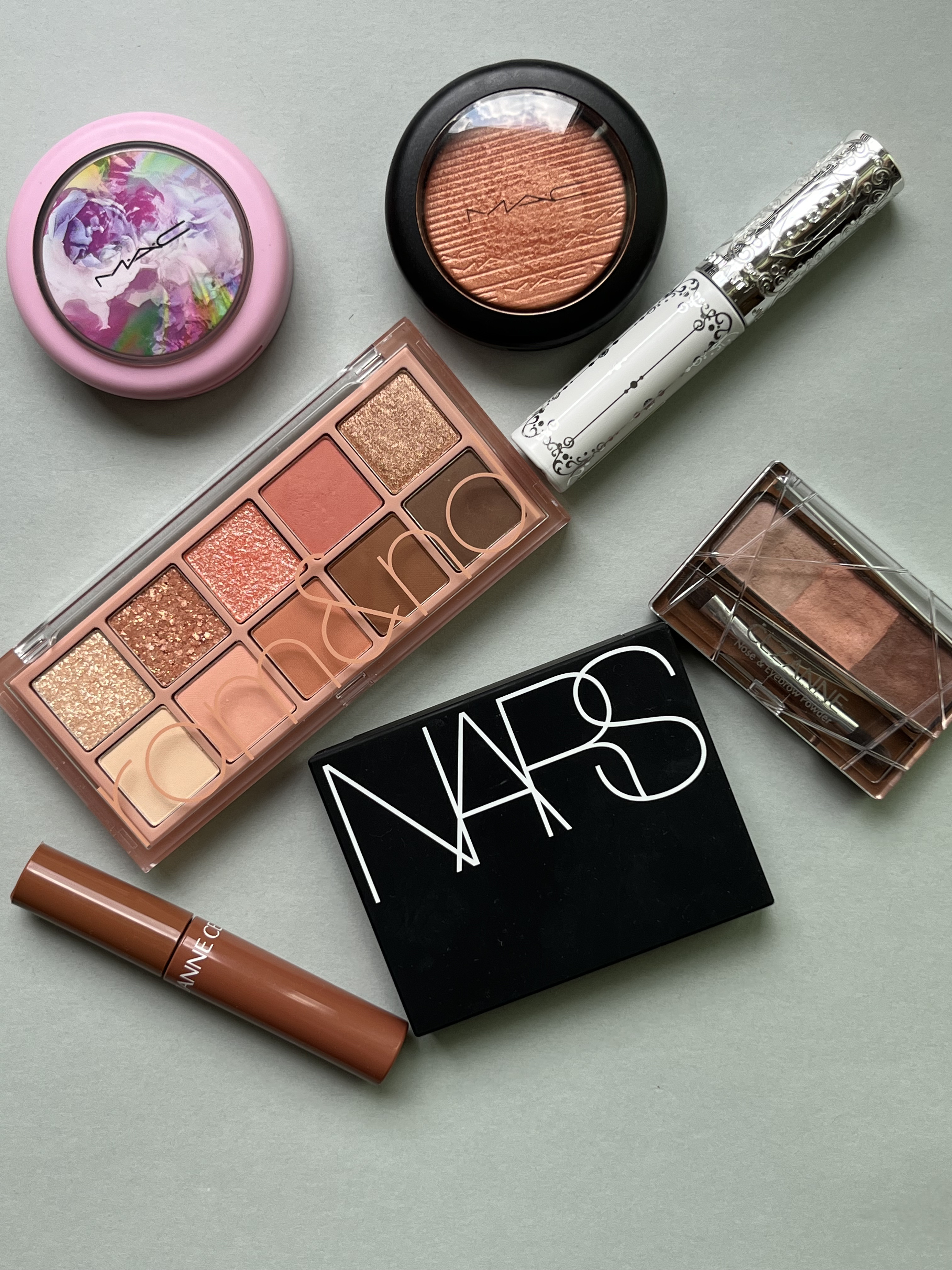 エクストラ ディメンション スキンフィニッシュ/M・A・C/プレストパウダーを使ったクチコミ（3枚目）