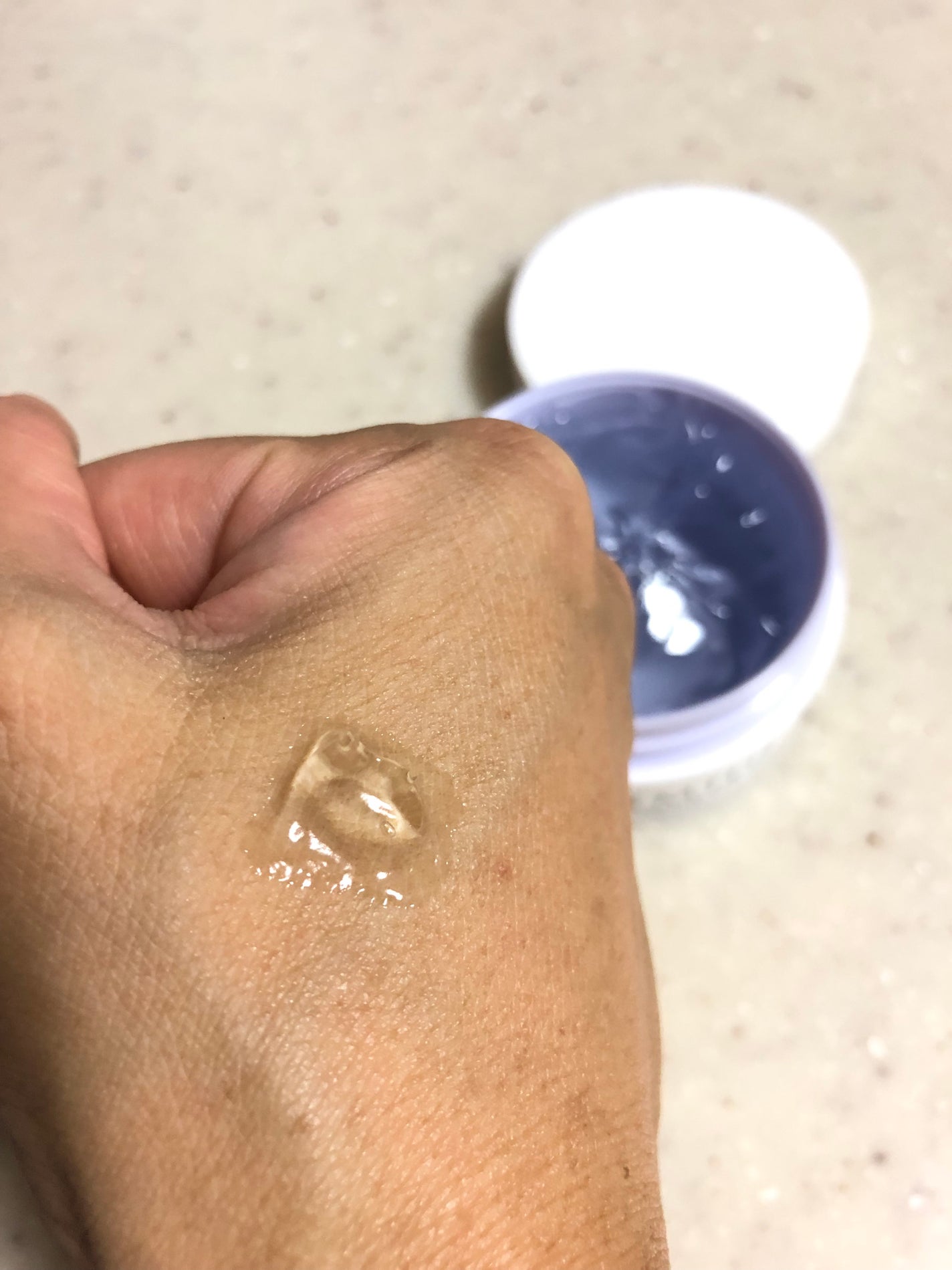 薬用ホワイトニングジェルEX モイスト(しっとり)/シミウス/オールインワン化粧品を使ったクチコミ(3枚目)