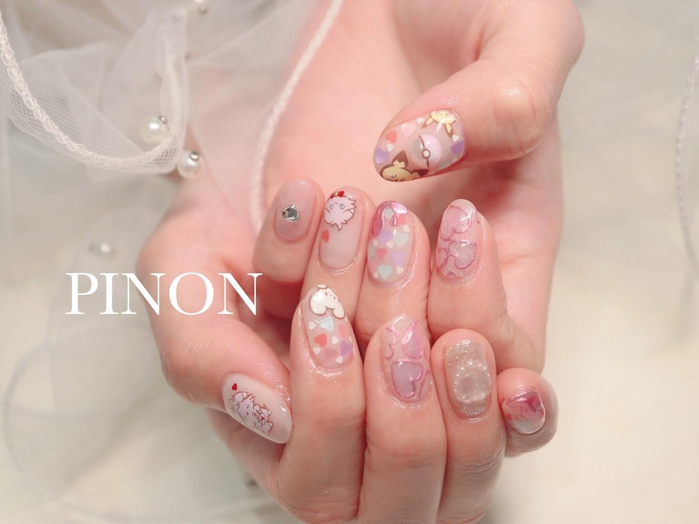 shino on LIPS 「ポケピース×ニャスパーとっても可愛いかったです☺︎♡#綾瀬ネイ..」(2枚目)