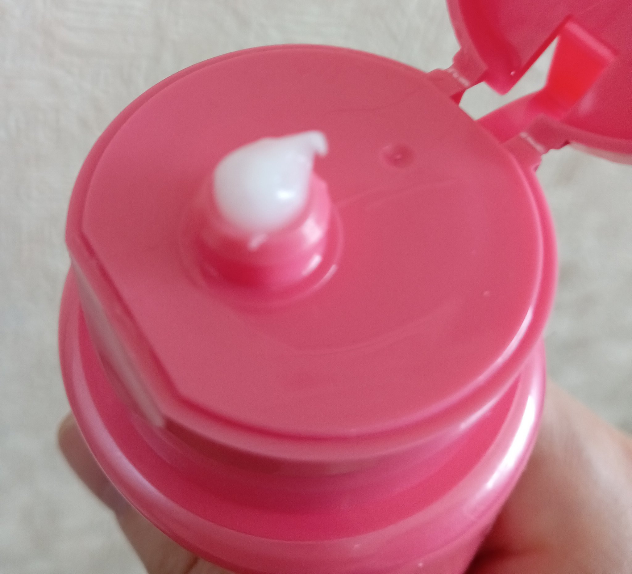 エッセンスインヘアマスク/オルビス/ヘアマスク・ヘアパックを使ったクチコミ（2枚目）