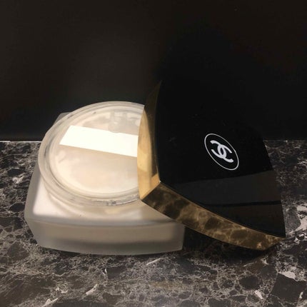 シャネル N°5 パース スプレイ (オードゥ トワレット)/CHANEL/香水(レディース)を使ったクチコミ(2枚目)