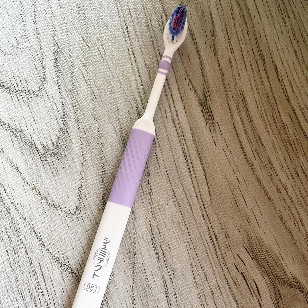 シュミテクト やさしく歯周ケアハブラシ 極細シルキー毛/シュミテクト/歯ブラシを使ったクチコミ(2枚目)