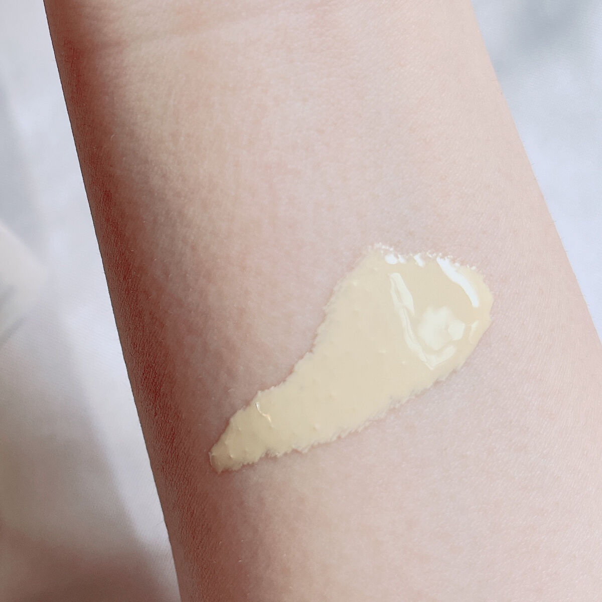 皮脂テカリ防止下地 ソフトイエロー/CEZANNE/化粧下地を使ったクチコミ（2枚目）